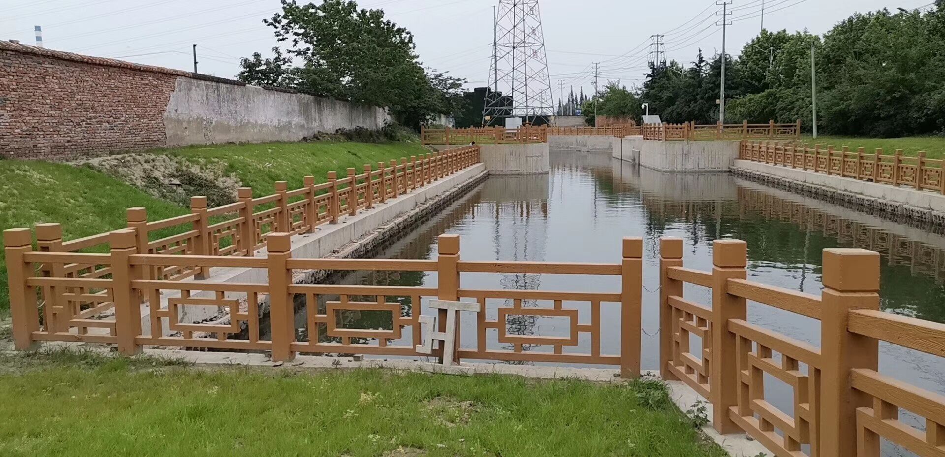仿木护栏